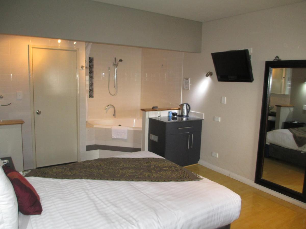 Dunsborough Apartments & Suites Екстериор снимка